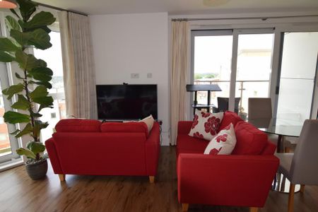 2 bedroom flat to rent - Photo 3