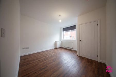 3 bedroom property to rent - Photo 3