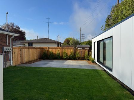 For Lease - 46 Linden Avenue Unit# ADU, Brantford, Ontario - Photo 2