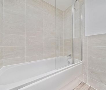 4 bedroom detached house to rent - Photo 5