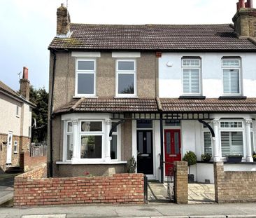 2 bedroom end of terrace house to rent - Photo 4