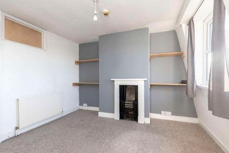 Suffolk Square, Cheltenham, GL50 - Photo 2