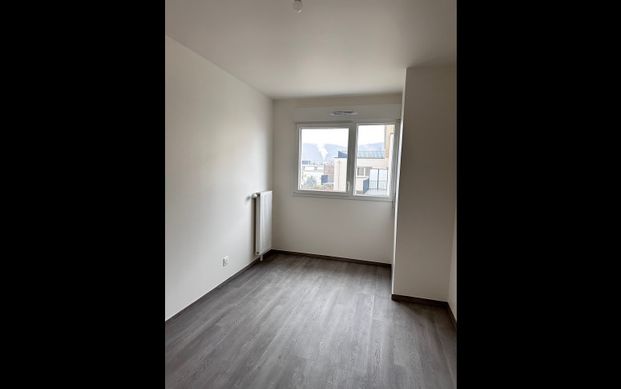 Location Appartement 2 pièces 58 m² LOUVIERS - Photo 1