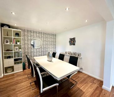 Shelley Crescent, Leeds, Oulton - Photo 6