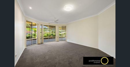 Endless room for the family to enjoy! Plus you will be only a 12 min drive from the Sand on Bribie Island. - Photo 2