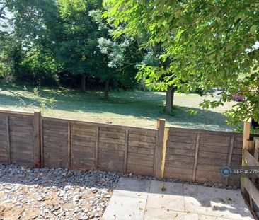 1 bedroom semi-detached house to rent - Photo 6