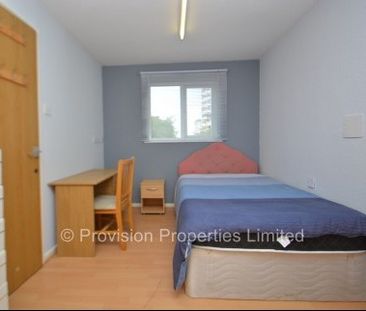 4 Bedroom Houses, University Leeds City Centre - Photo 1