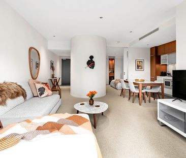 "Iconic Eureka Tower" - Fully Furnished - Photo 2