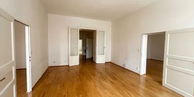 Charmante und geräumige 5-Zimmer Altbauwohnung mit separater großer Küche, 2 Bädern und 2 WCs - KFZ-Stellplätze optional - Photo 3