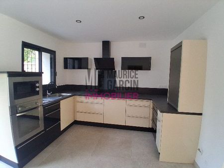 Maison individuelle à louer, 4 pièces - L'Isle-sur-la-Sorgue 84800 - Photo 5