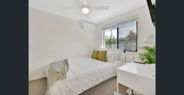 🏡 Private Rooms in rooming house / Last Room for Rent / $380 per week / Furnished / All utilities Included - Photo 1