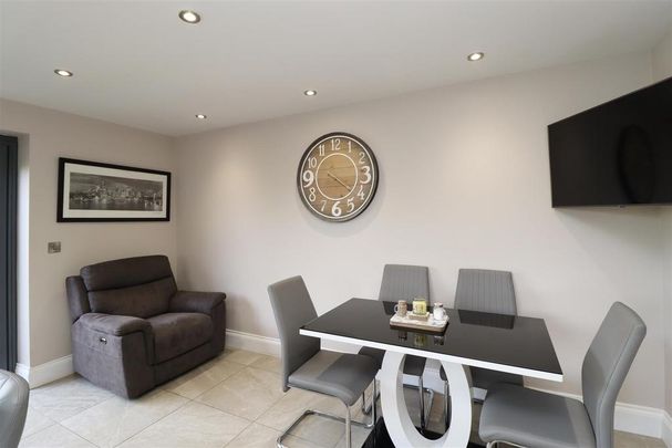 2 bedroom detached house to rent - Photo 1