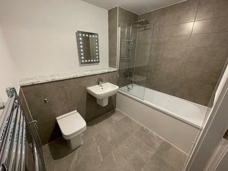 One Baltic Square, Liverpool City - Photo 4