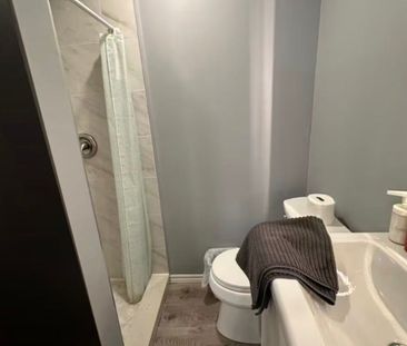 For Lease - 76 Macdonald Street Unit# room on 2nd flr, Toronto, Ont... - Photo 2