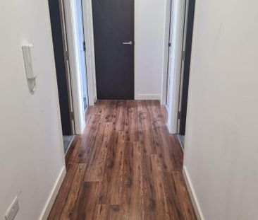 3 bedroom flat to rent - Photo 1