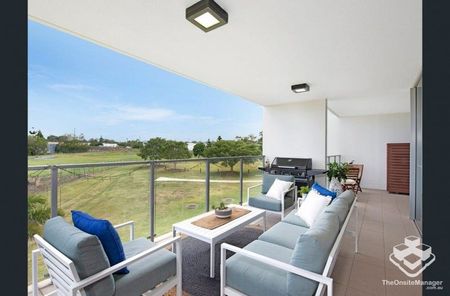 2 Bedroom 2 Bath 2 Carpark with Parkland Views! - Photo 3