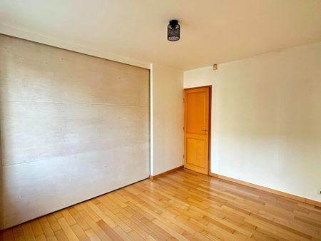 Location Appartement 3 pièces 66m² - Photo 3