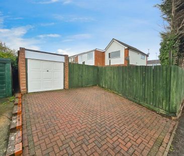 2 Bedroom House to Rent in Blackfriars, Rushden, Northants, NN10 - Photo 2