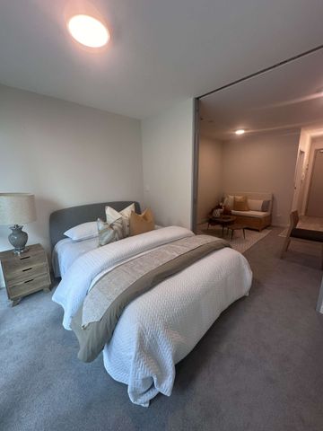 Immaculately furnished 1 bedroom! - Photo 2