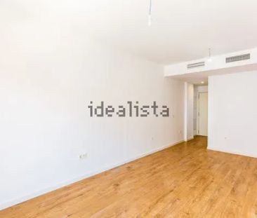 Alquiler de piso en Calle Pilar Lorengar, 16 - Photo 1