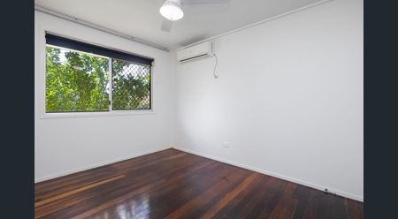 29 Neilson Crescent, Riverview QLD 4303 - House For Rent | Domain - Photo 5