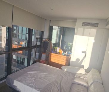 North Sydney - Photo 1