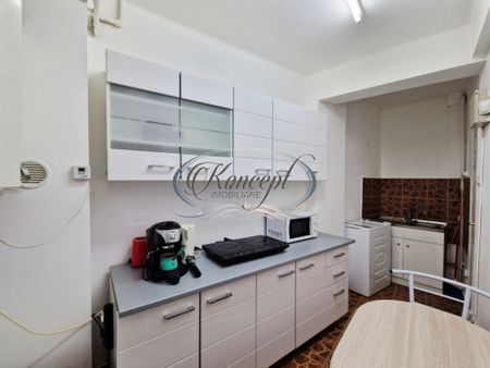 Apartament decomandat, zona Facultatii de Litere - Fotografie 4
