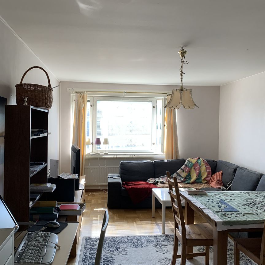 Lingvägen, Enskede - Photo 1