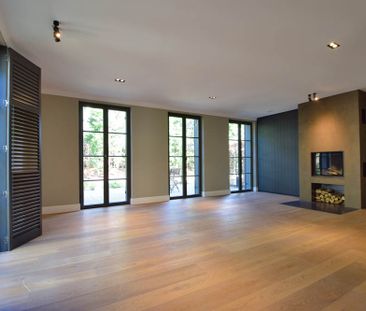 High-End Einfamilien-Stadthaus mit 3 Schlafzimmern, 2 Bädern und Sa... - Photo 4