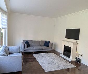 For Lease - 749 SCOTT Boulevard, Milton, Ontario - Photo 2