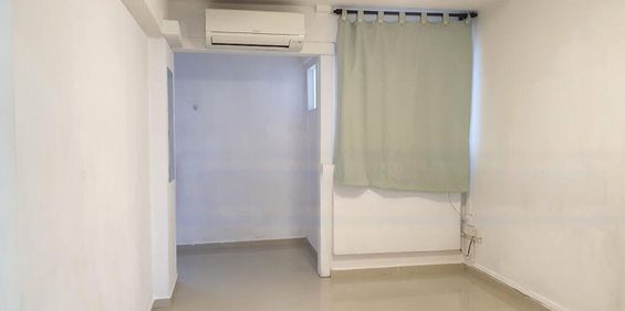 Tampines Street 42 (Tampines), HDB 2 Rooms - For Rent - Photo 3