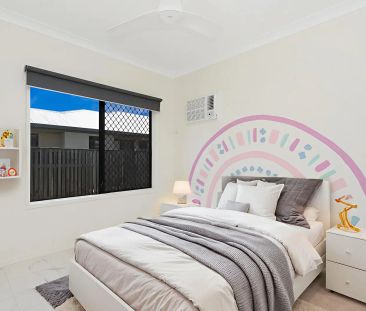 Massive Corner block! - Photo 1