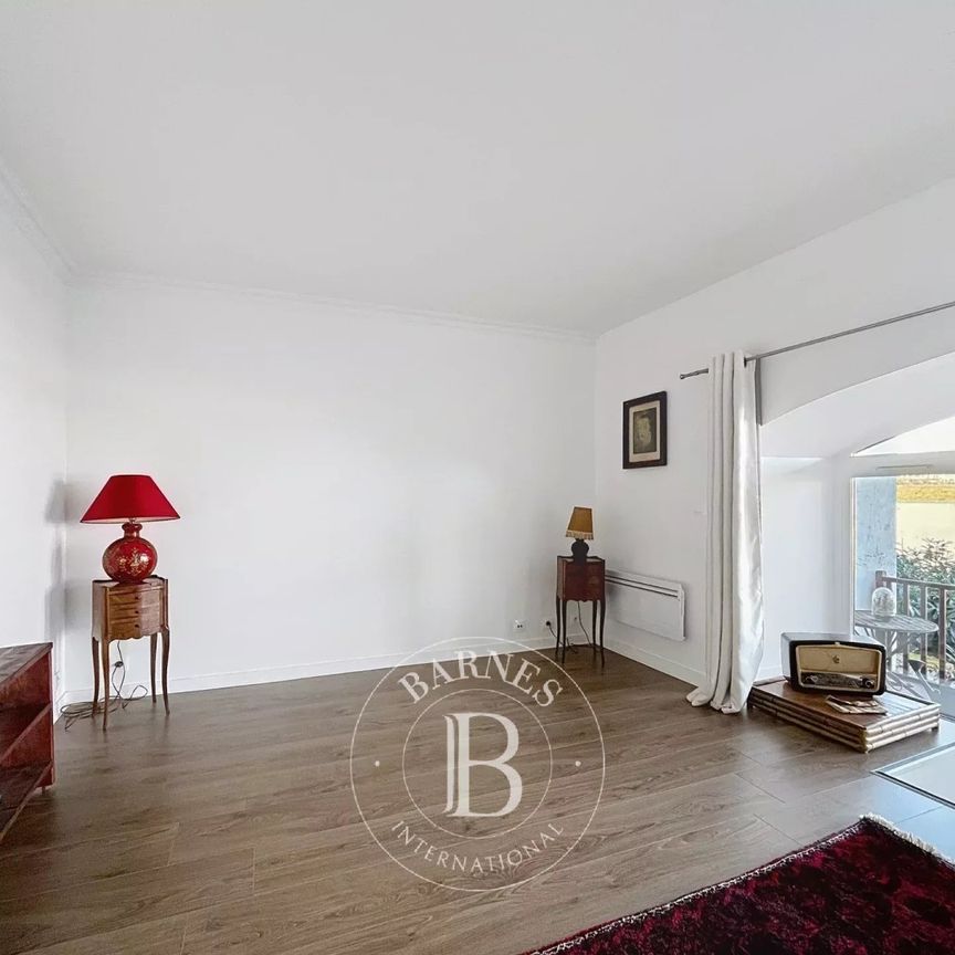 Tout savoir sur ce loft et atelier dans le quartier Manufacture-Brimborion-SEL-Division Leclerc, à Sèvres - Photo 1