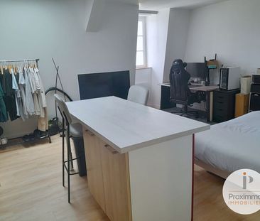 Location Appartement 1 pièce 28m² - Photo 2