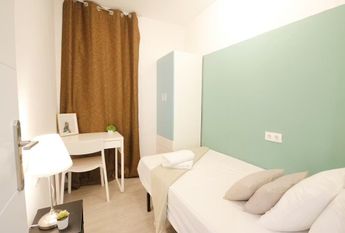 Gran Via de les Corts Catalanes, Barcelona, Catalonia 08013