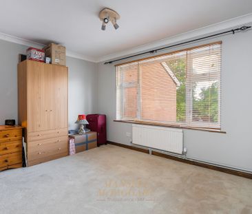 Le May Close, Horley, RH6 - Photo 5