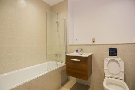 2 bedroom apartment to rent - Photo 4