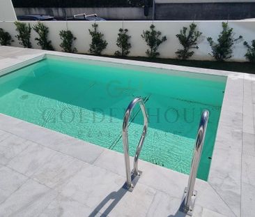 Vila Nova de Gaia, Porto - Photo 5