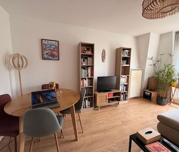 Location Appartement 2 pièces 43m² - Photo 2