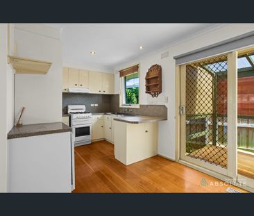 7 Ikara St, Mornington, Vic 3931 - Photo 3