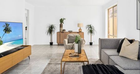 Supersized Living Meets Style - Photo 4