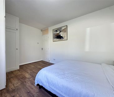 33, Woodville Court, Leeds, West Yorkshire, LS8 1JA - Photo 4