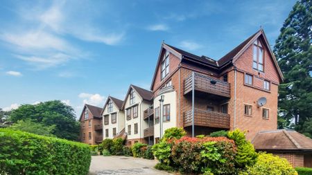 Ashbourne Gardens, Mangrove Road, Hertford - Photo 2