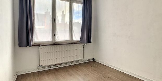 Appartement te huur in Tournai voor € 700 met 2 slaapkamers - Foto 1