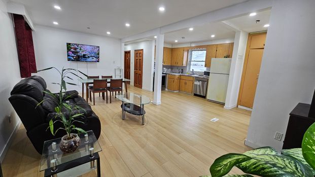 For Lease - 39 Frey Crescent Unit# MAIN, Toronto, Ontario - Photo 1
