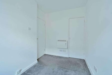 The Gables, Wd, Watford, WD25 - Photo 3