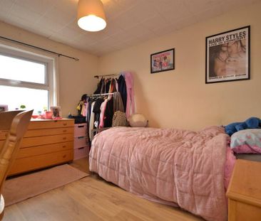 3 bedroom flat to rent - Photo 5