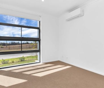 Modern Single-Level Family Home - Photo 6