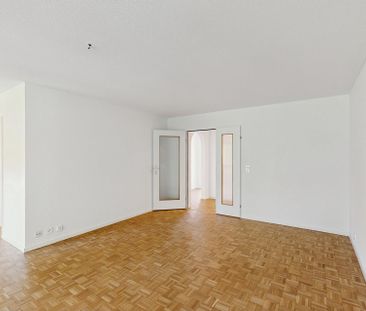 Modern wohnen in Schwerzenbach – frisch saniert & bestens angebunden! - Photo 5