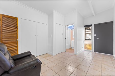 380B Sydney Road, Brunswick VIC 3056 - House For Rent | Domain - Photo 3
